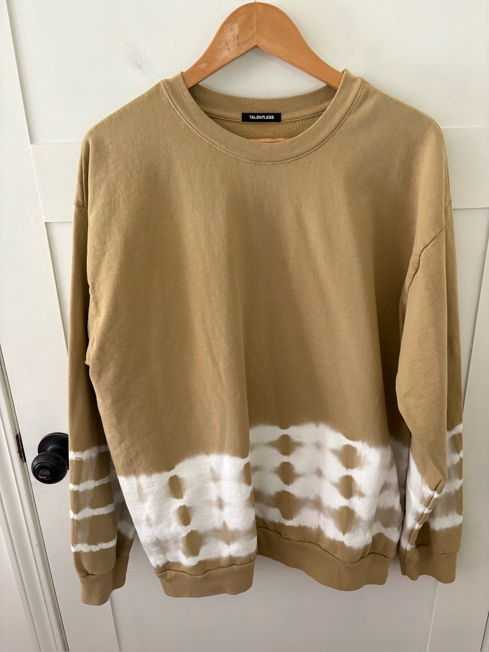TALENTLESS Cotton Tie-Dye Heavyweight Sweatshirt. Size XL.
